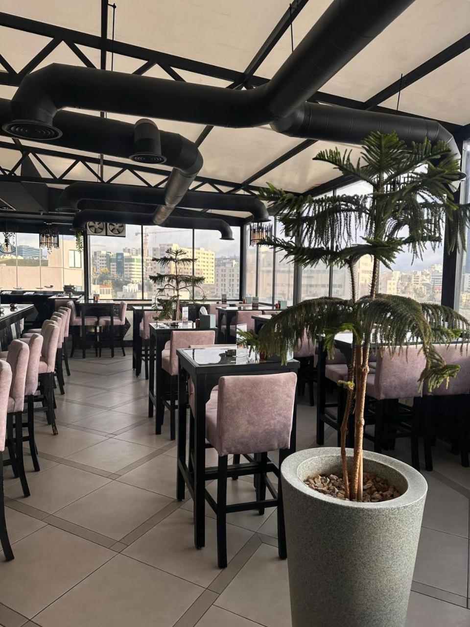 Post Hotel 암만 외부 사진